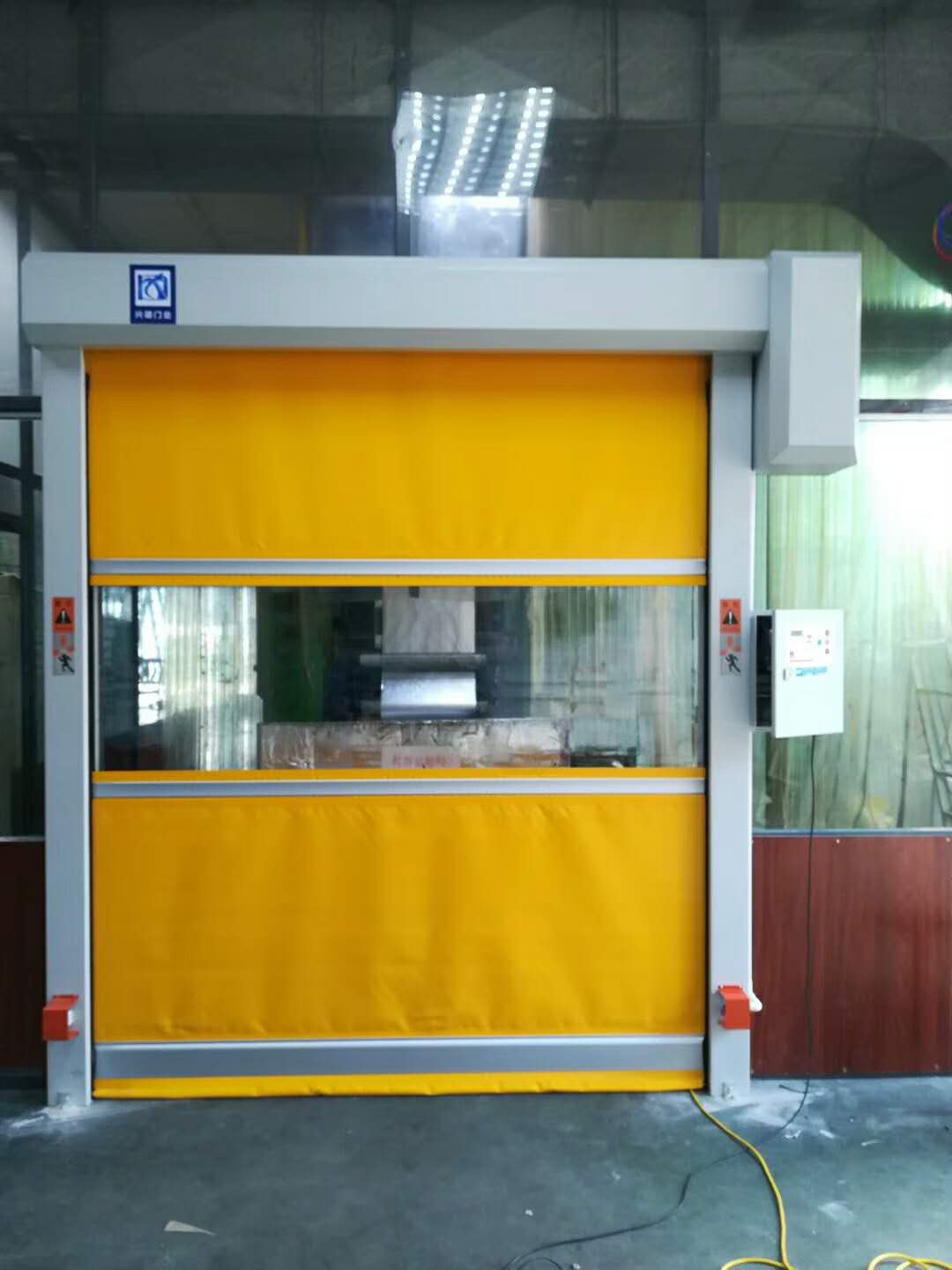 佛山興德快速自動門在惡劣環境下使用需要注意的地方